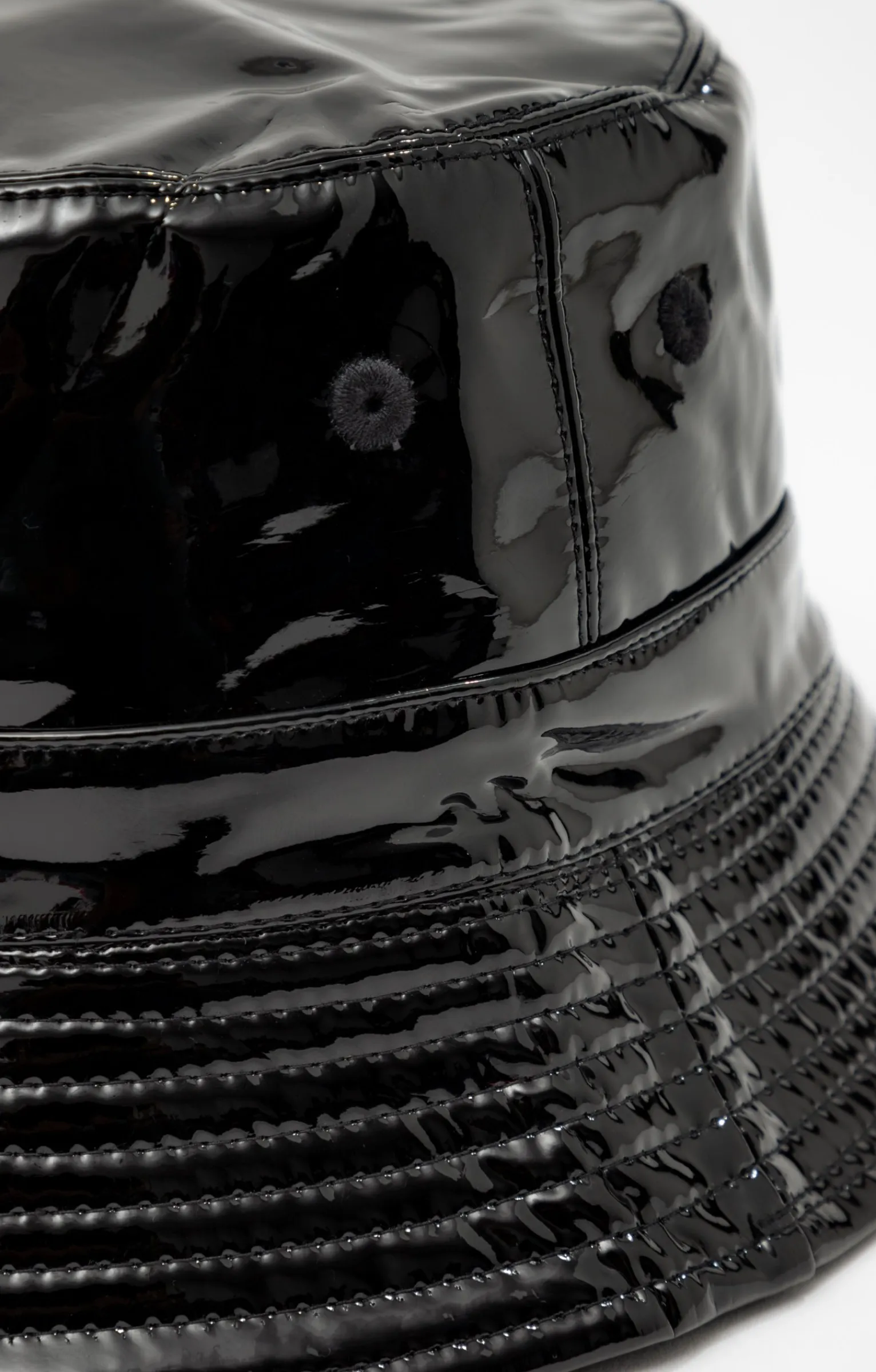 Accessoires<Armand Thiery Bob réversible - Noir
