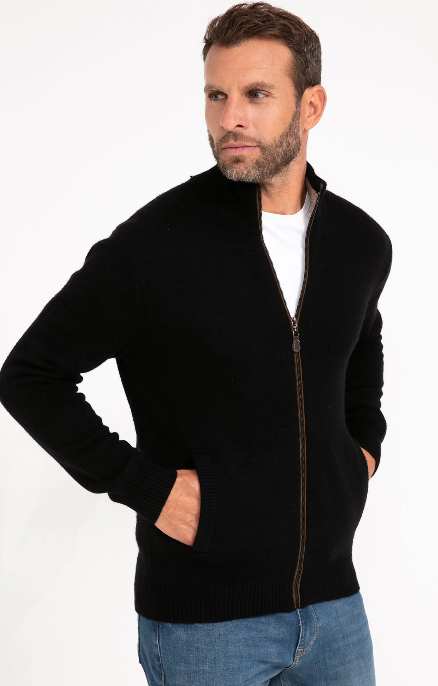 Pulls & Gilets<Armand Thiery Gilet uni en laine - Noir
