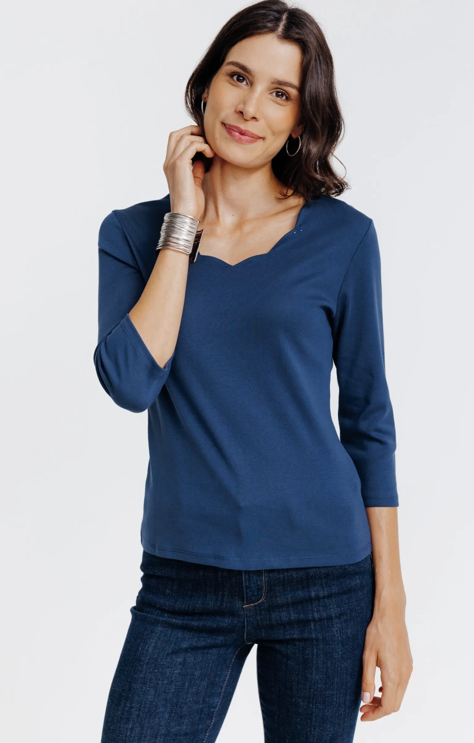 Tee-shirts<Armand Thiery Tee-shirt uni col V festons - Bleu