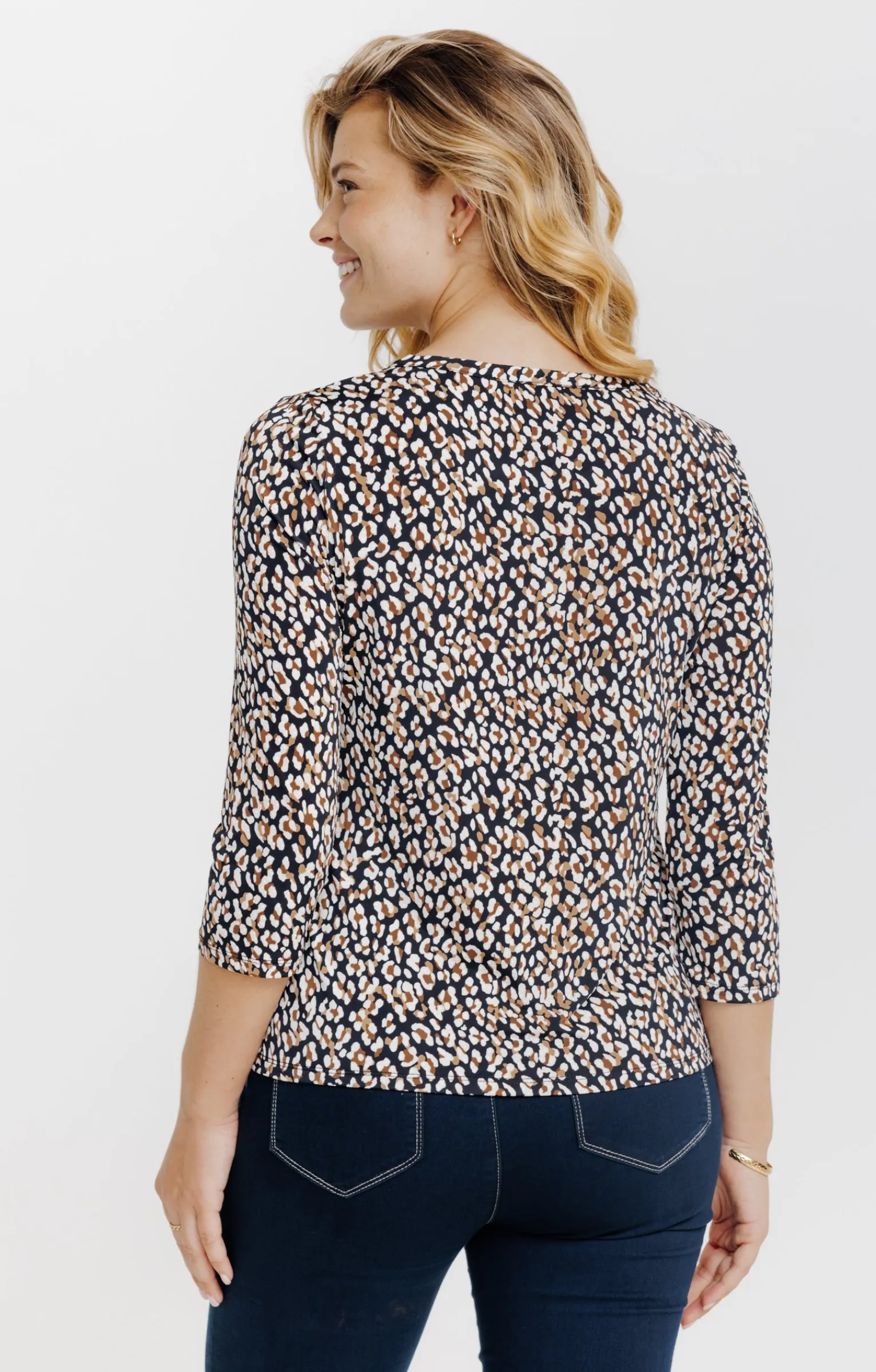 Tee-shirts<Armand Thiery T-SHIRT COL MAO IMPRIME LEOPARD - Noir