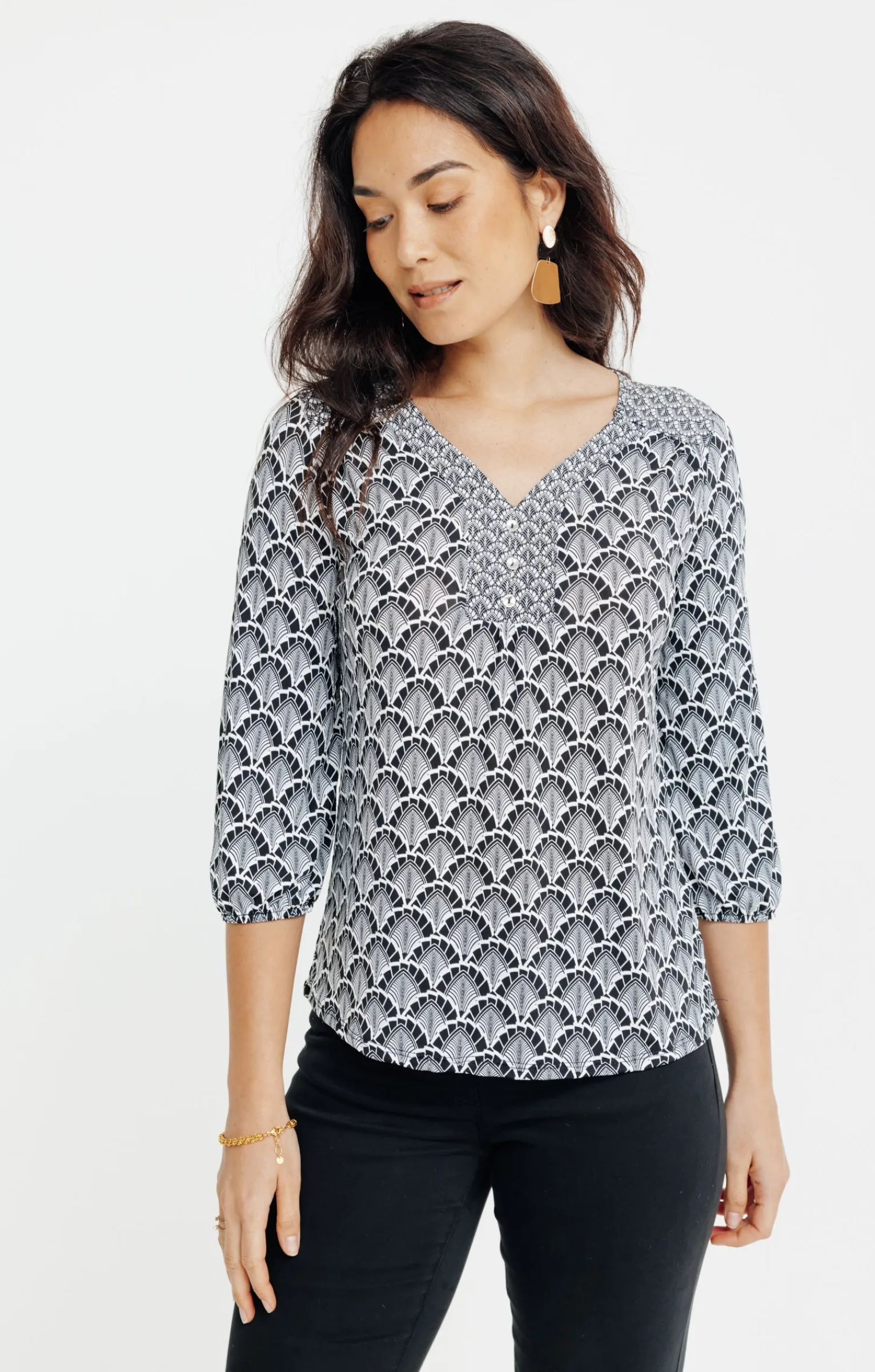 Tee-shirts<Armand Thiery T-SHIRT COL V MANCHES 3/4 - Noir